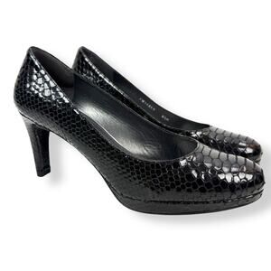 STUART WEITZMAN shiny black snakeskin leather platform heels